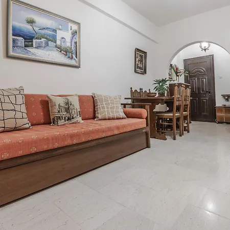 Holiday home Kalifteri House